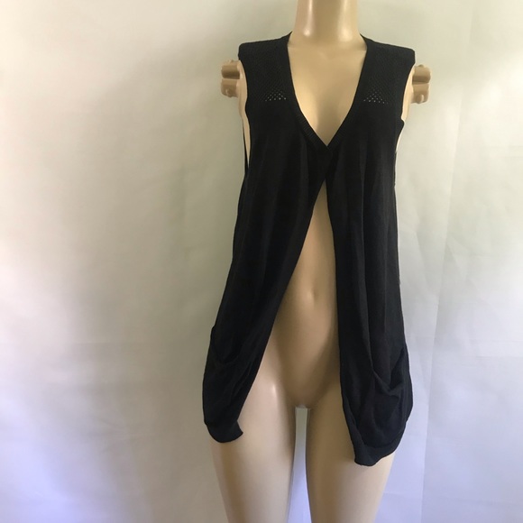 GAP Tops - GAP 🧉🍹solid sleeveless casual chic Cardigan